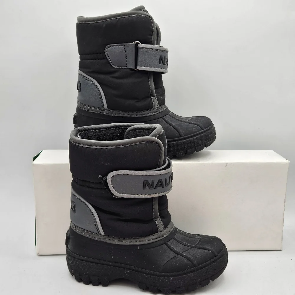 Nautica Kids Winter Boots Size 9